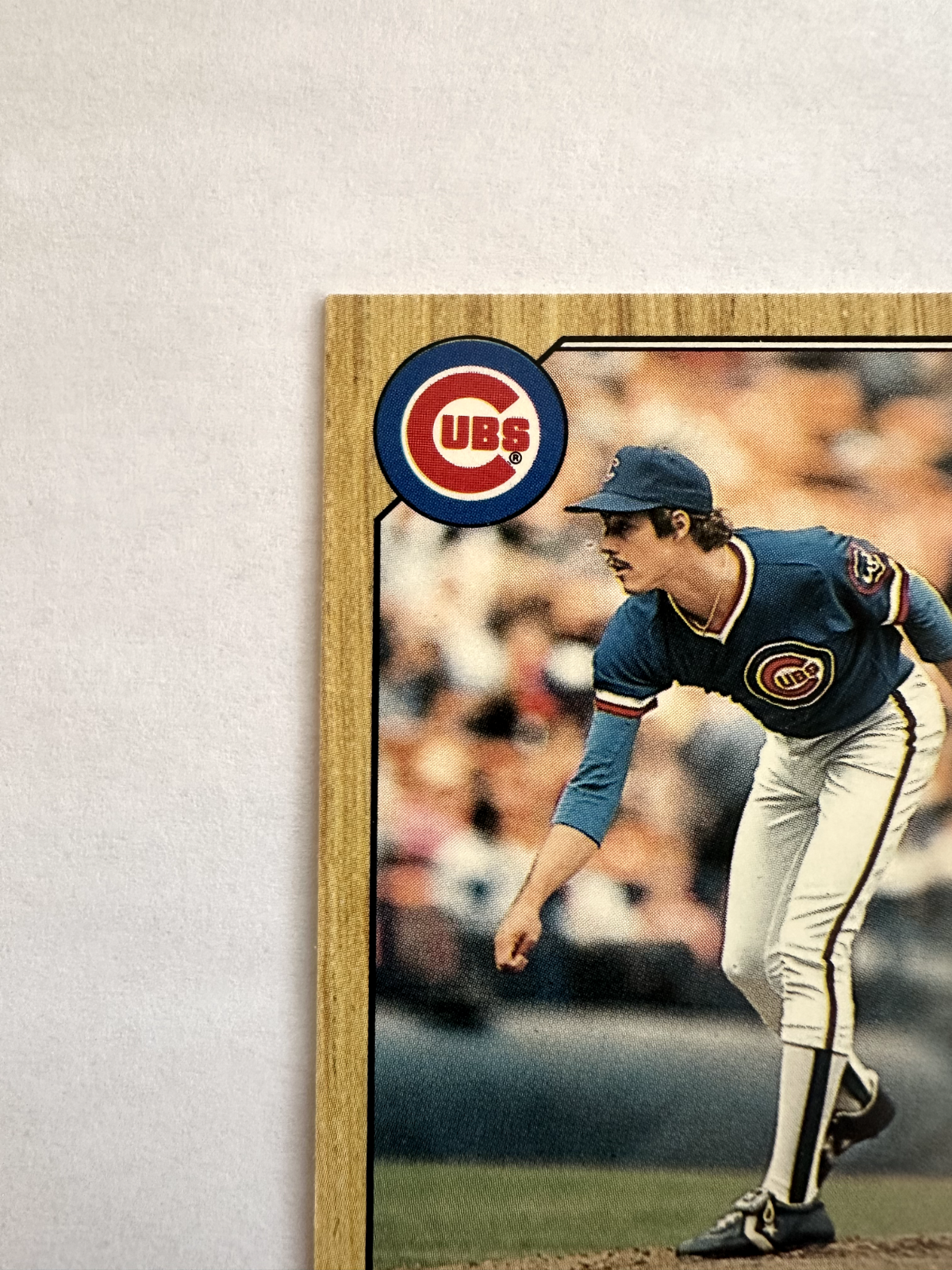 1987 Topps Greg Maddux Rookie Card – Iconic Woodgrain Border!