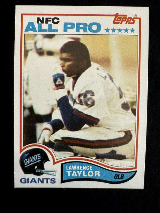 1982 Topps Lawrence Taylor (#434) NM HOFer, Rookie Card ^GRUMPYBUCK^