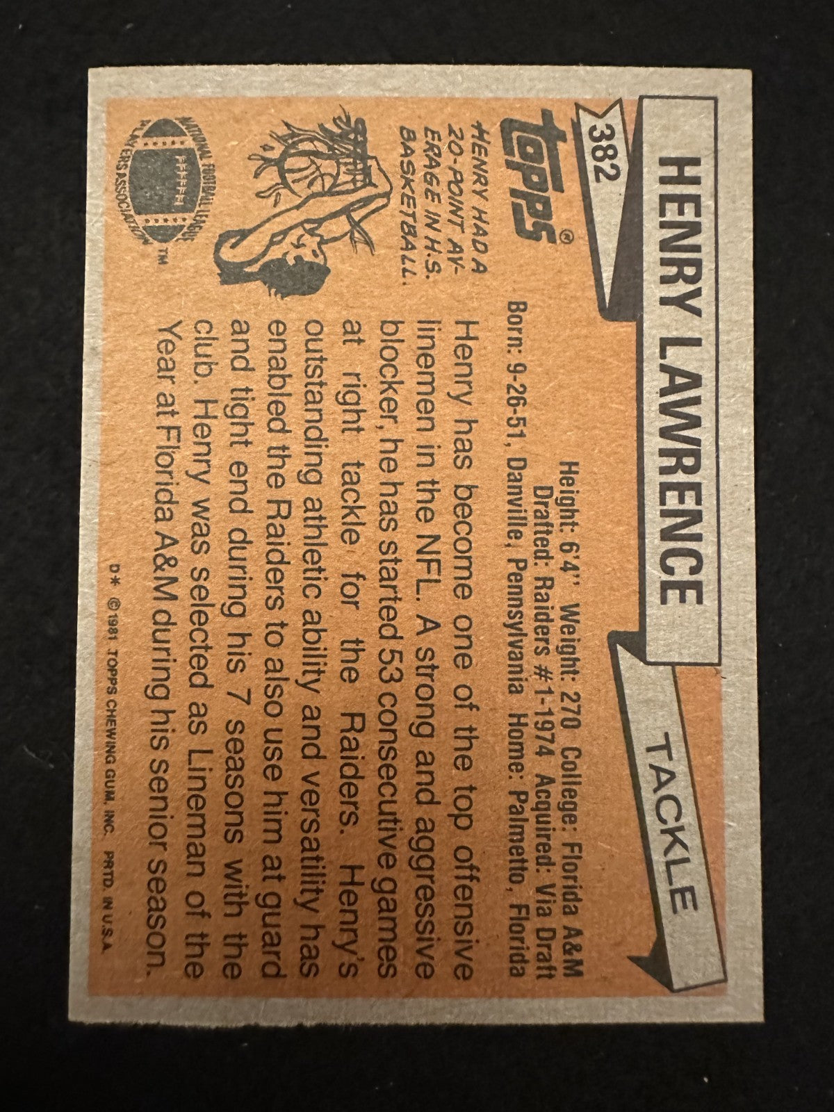 1981 Topps Henry Lawrence (#382) NM Rookie Card, Raiders OT ^GRUMPYBUCK^