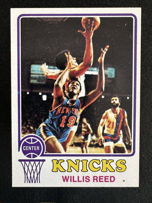 1973–74 Topps Willis Reed (#105) NM HOF Knicks Captain ^GRUMPYBUCK^